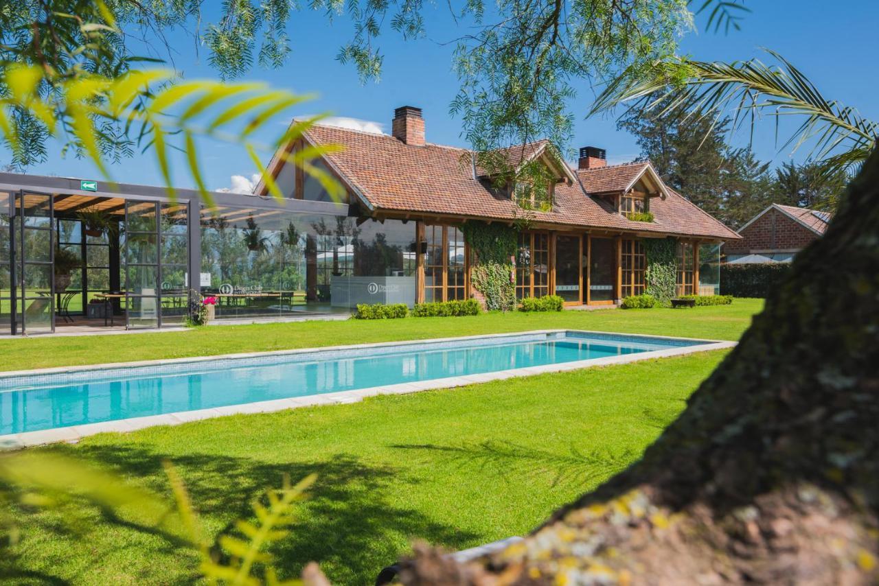 La Palma Polo Hotel - Airport Area Puembo Bagian luar foto